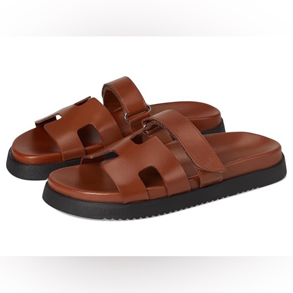 Steve Madden

Mayven - Picture 1 of 13